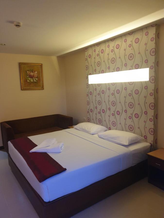 Sunview Place Pattaya Buitenkant foto