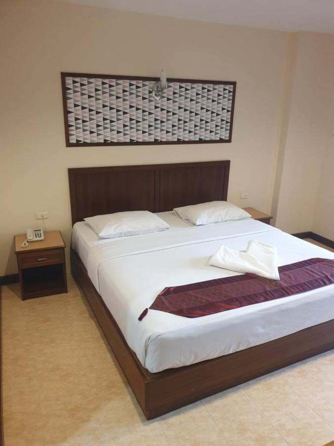 Sunview Place Pattaya Buitenkant foto