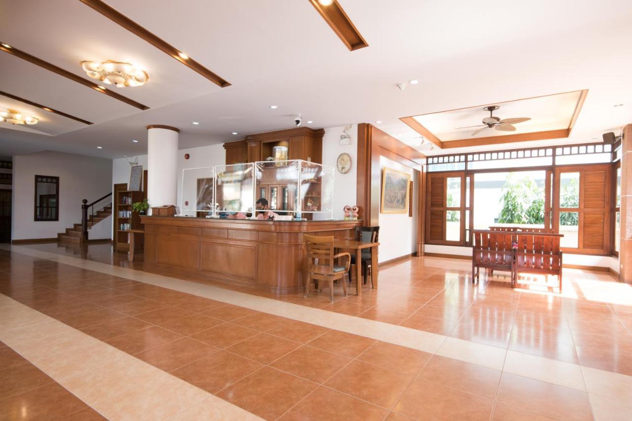 Sunview Place Pattaya Buitenkant foto