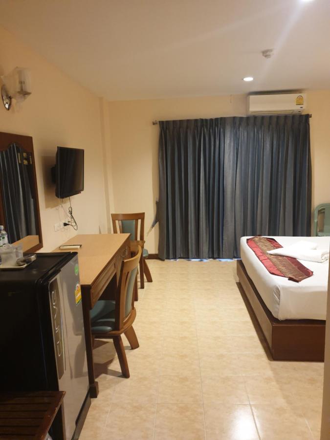 Sunview Place Pattaya Buitenkant foto
