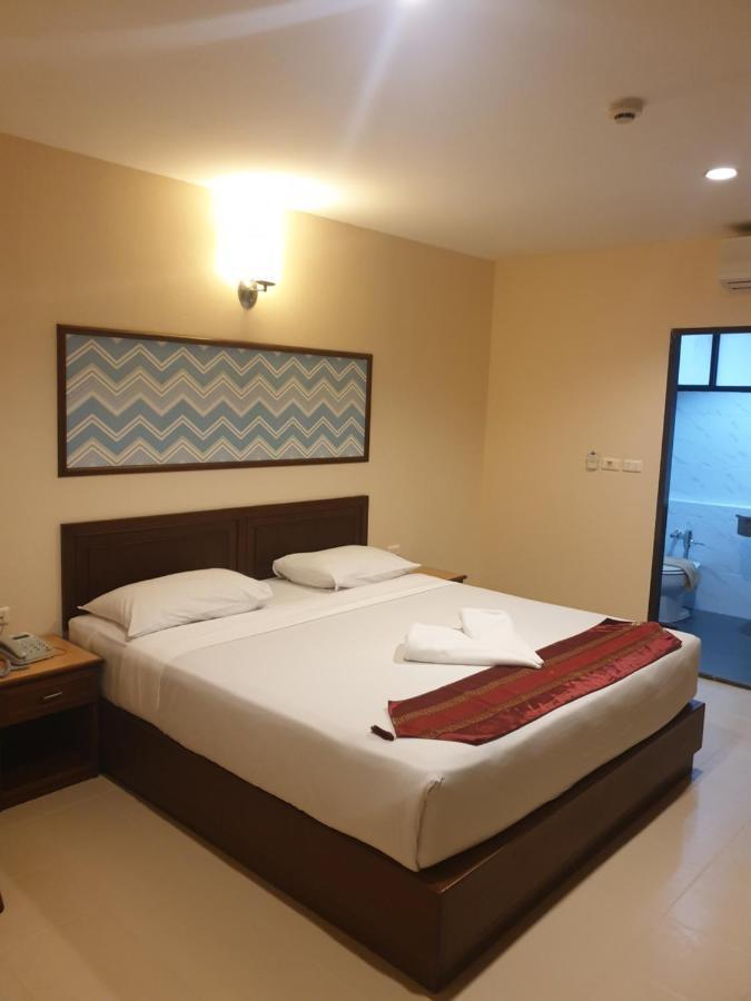 Sunview Place Pattaya Buitenkant foto