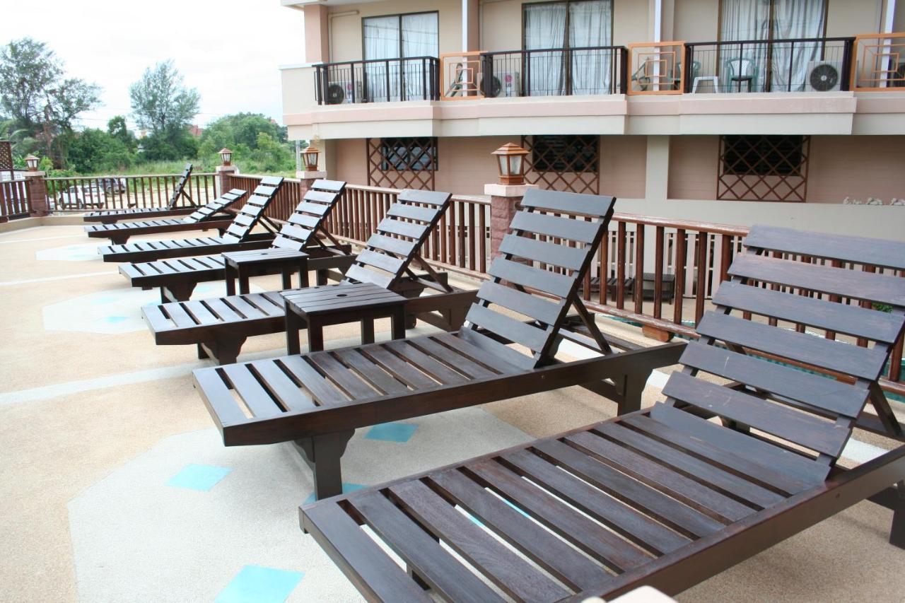 Sunview Place Pattaya Buitenkant foto