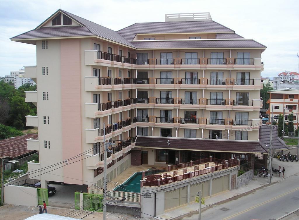 Sunview Place Pattaya Buitenkant foto