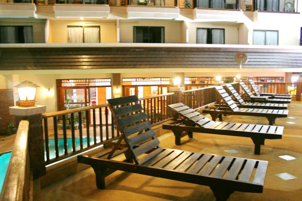 Sunview Place Pattaya Buitenkant foto