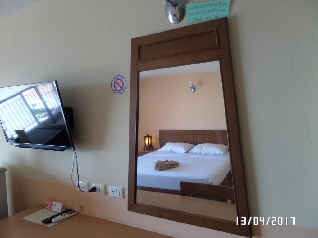 Sunview Place Pattaya Buitenkant foto
